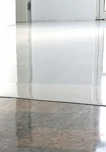 Monocolor flooring